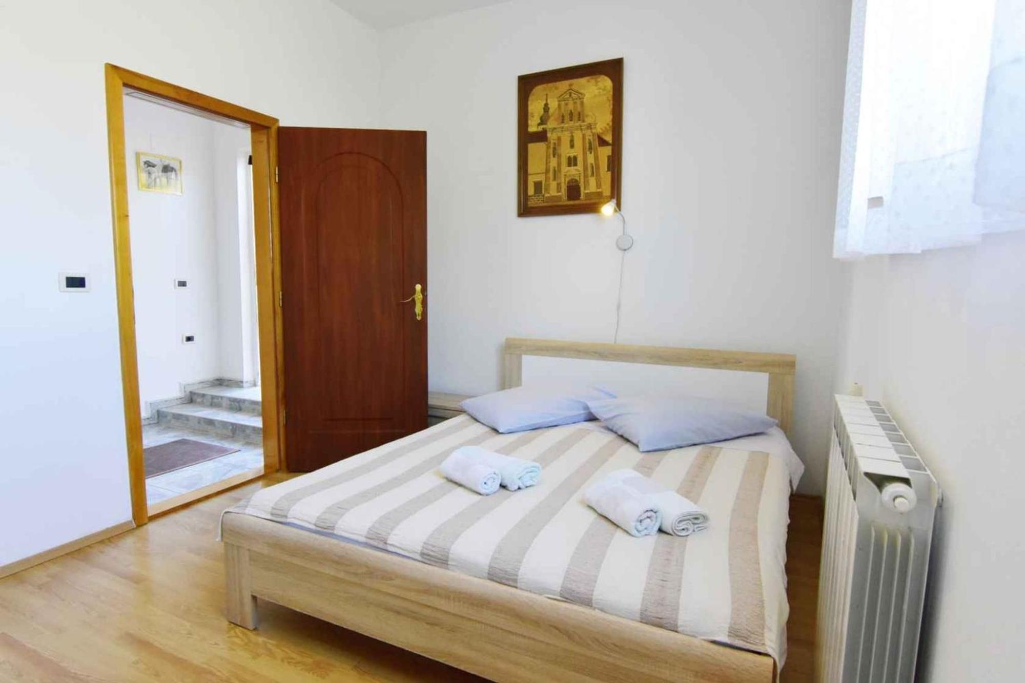 Apartmán With A Parking Space Valica, - 22453 Umag