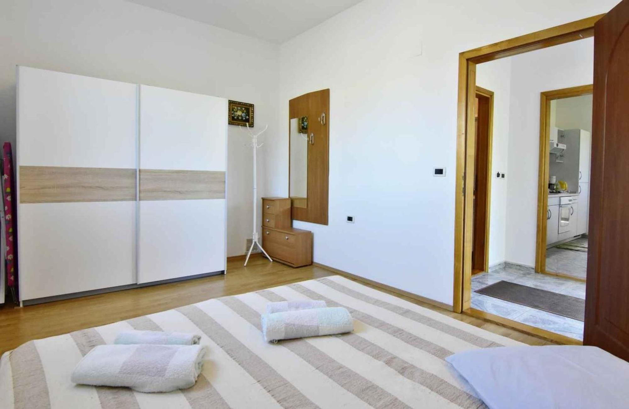 With A Parking Space Valica, - 22453 *